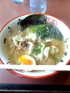 函館から無事帰還！写真は空港行く前に行った函館ラーメン屋”一文字”の塩ラーメン！やっぱ北海道はラーメンまういぃ〜！！