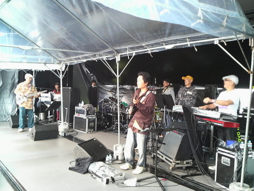 Backはいつもお世話になります、HOME GROWN＋タカヒロさん！！