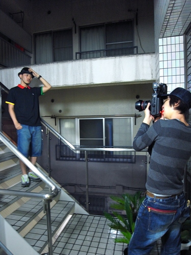 事務所に戻りつつ、STUSSY着させてもらって雑誌"SAMURAI"撮影。これまた別カットで次号の表紙のひとりとなります。あざーす！！